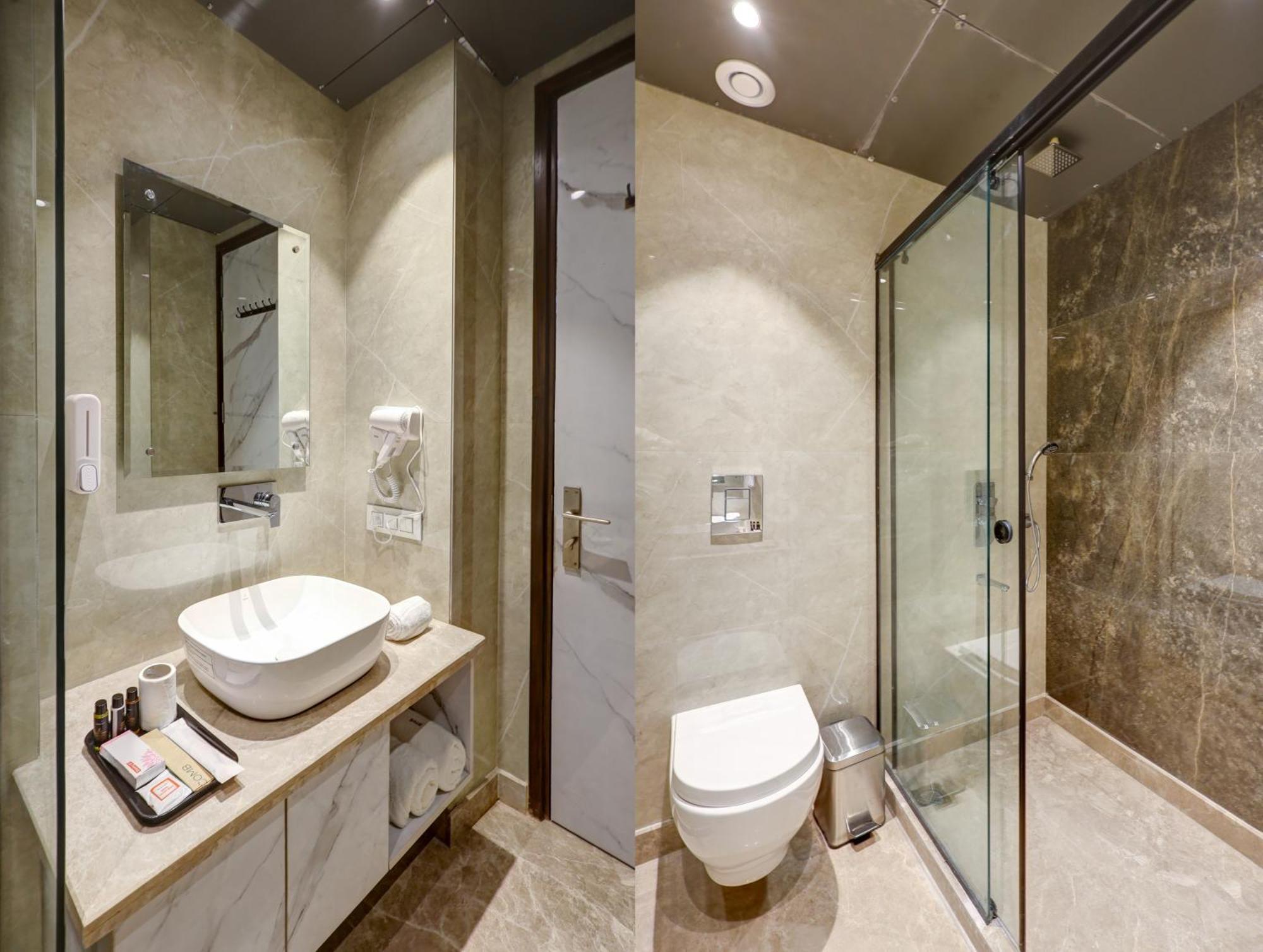 The Viking - Luxury Living Steps Away From & Connaught Place New Delhi