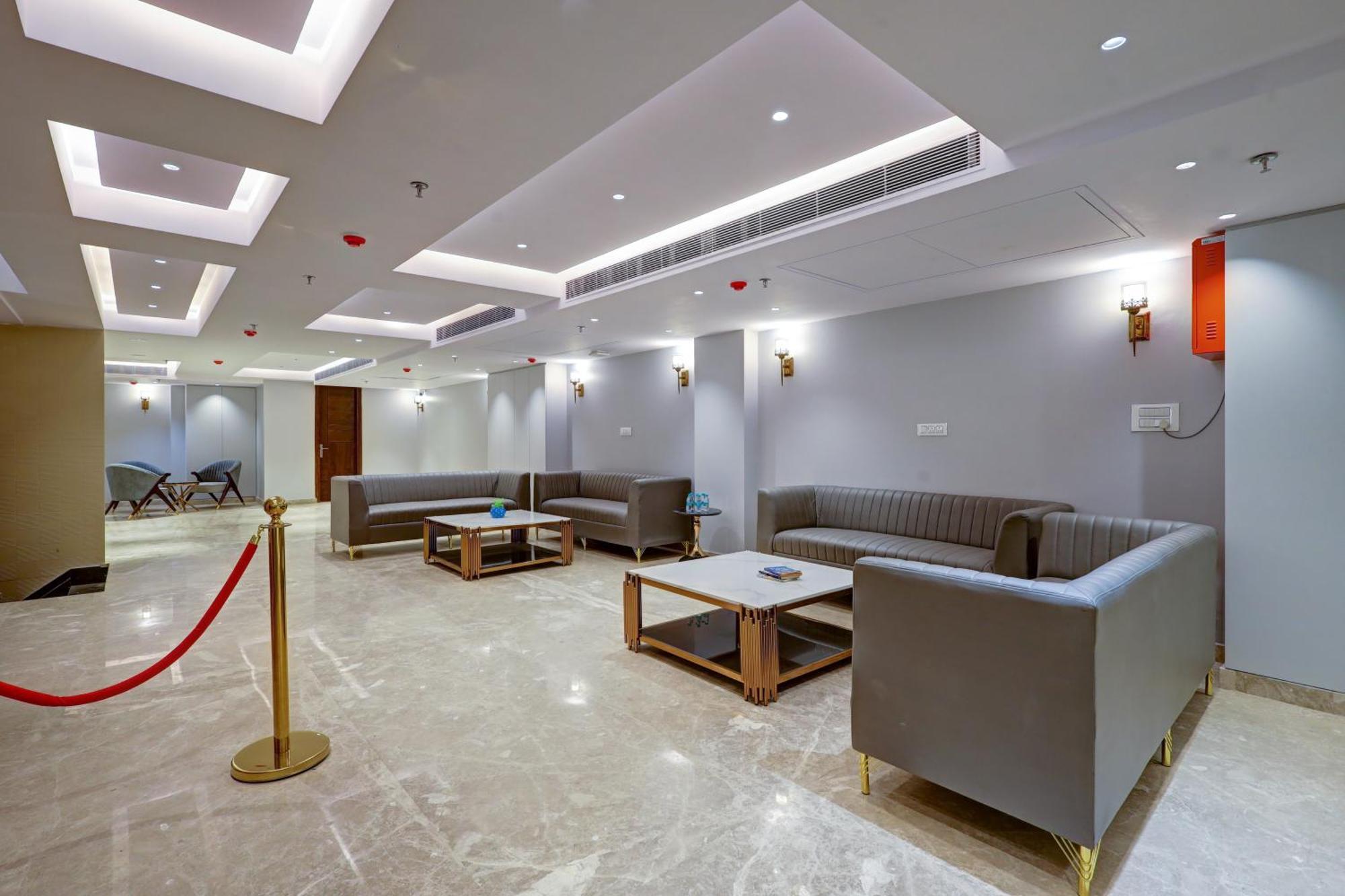The Viking - Luxury Living Steps Away From & Connaught Place 4*