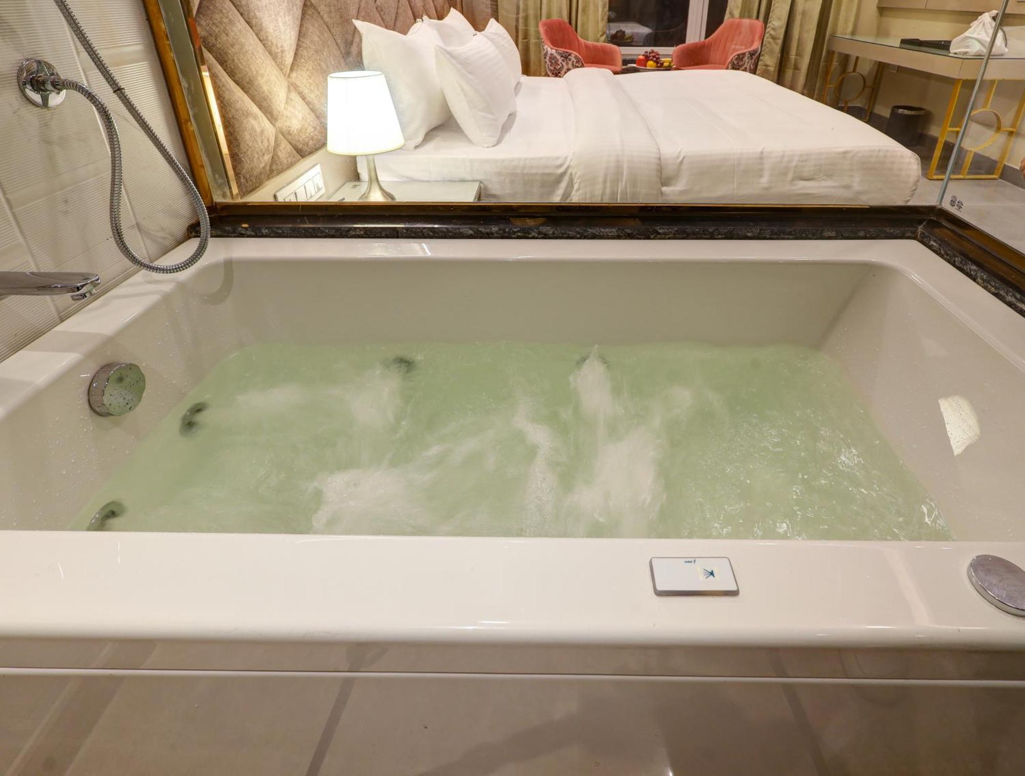 The Viking - Luxury Living Steps Away From & Connaught Place Hotel New Delhi