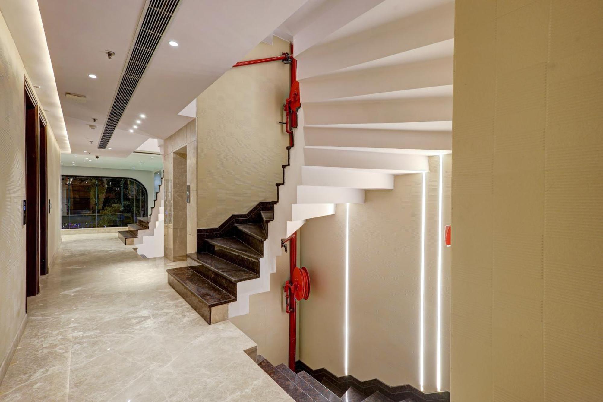 The Viking - Luxury Living Steps Away From & Connaught Place 4*