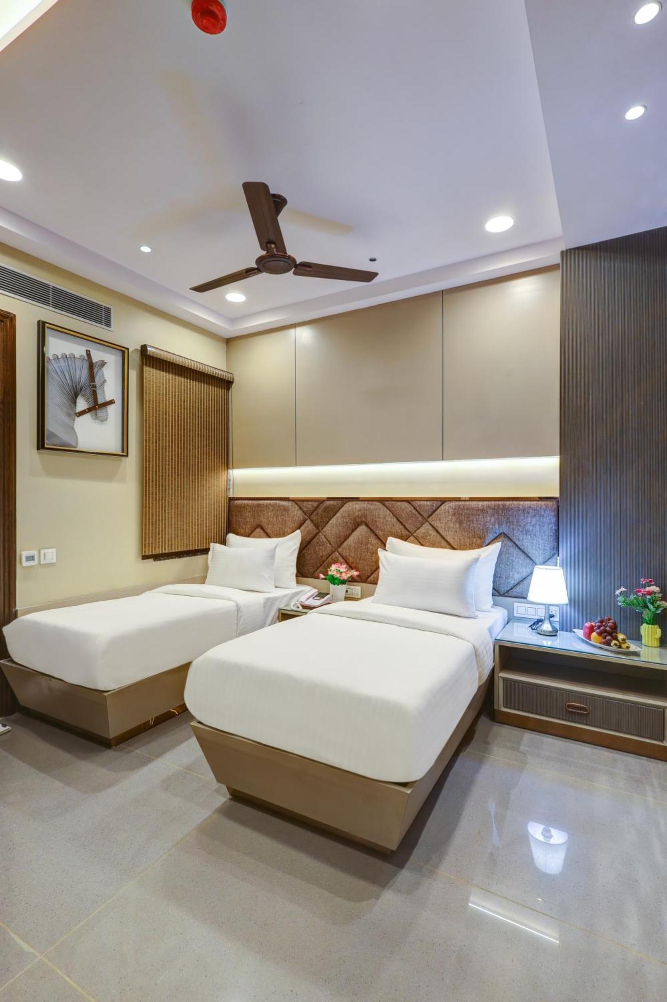 The Viking - Luxury Living Steps Away From & Connaught Place 4* New Delhi