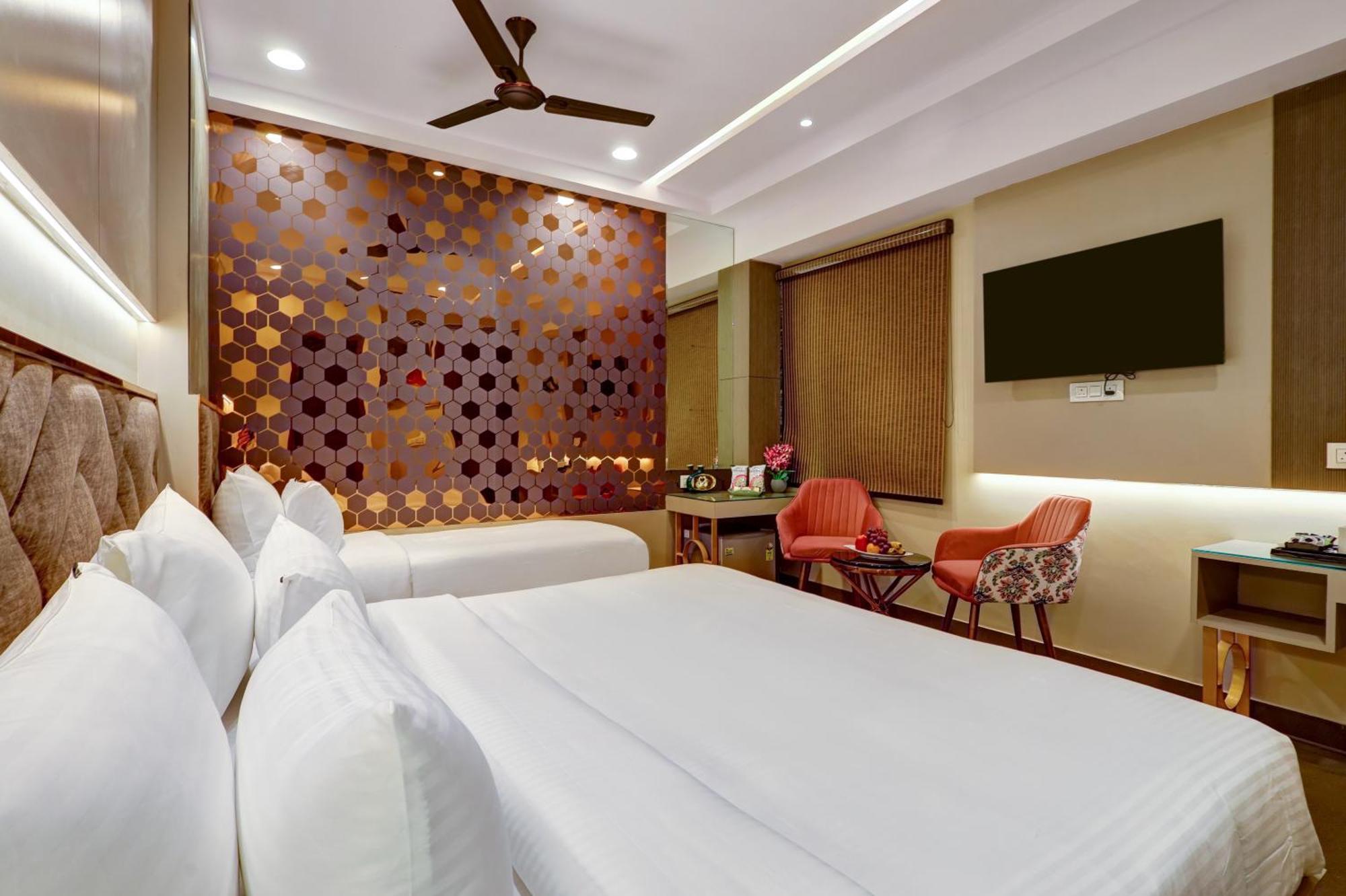 The Viking - Luxury Living Steps Away From & Connaught Place 4* New Delhi