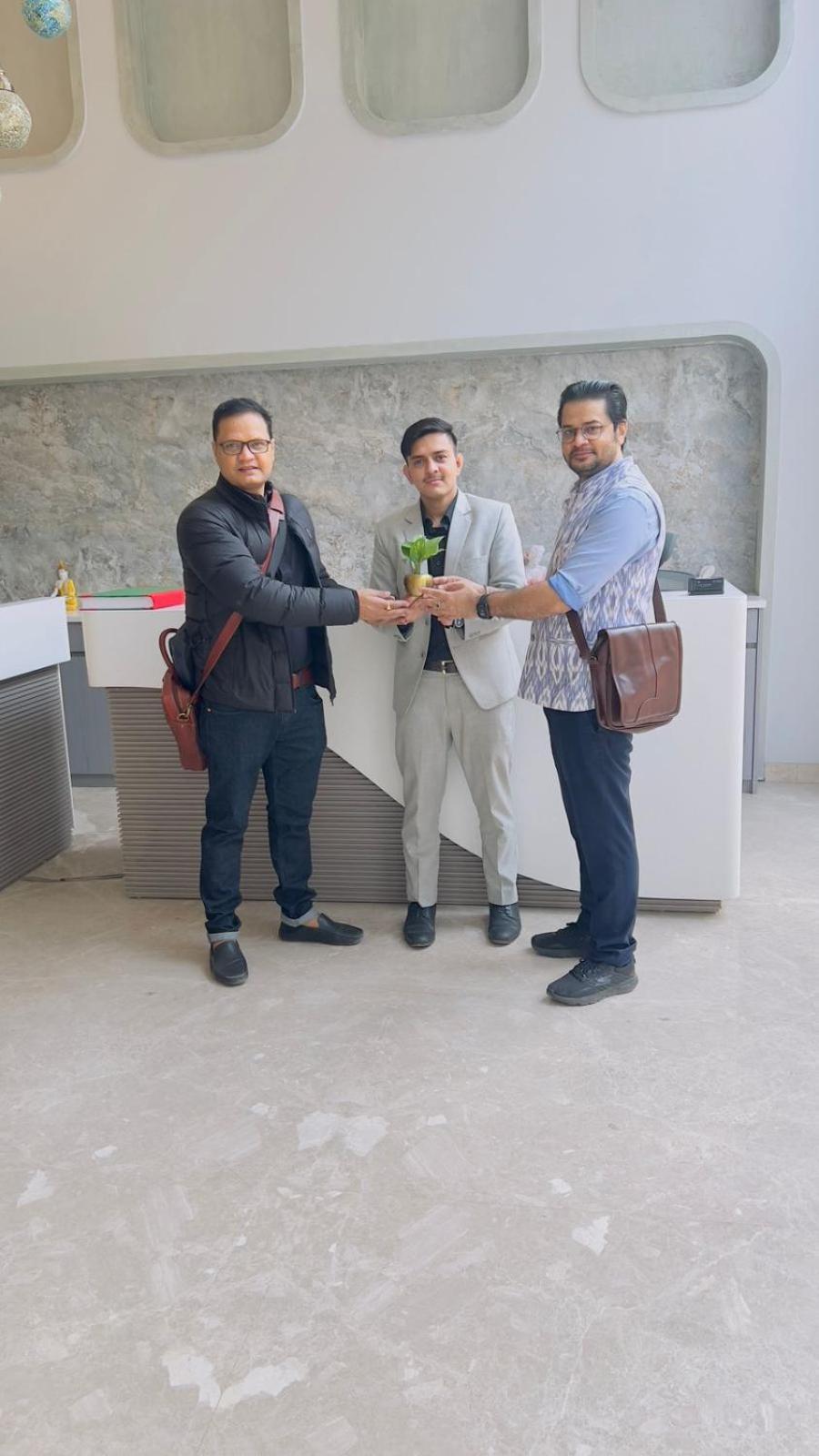 Hotel The Viking - Luxury Living Steps Away From & Connaught Place